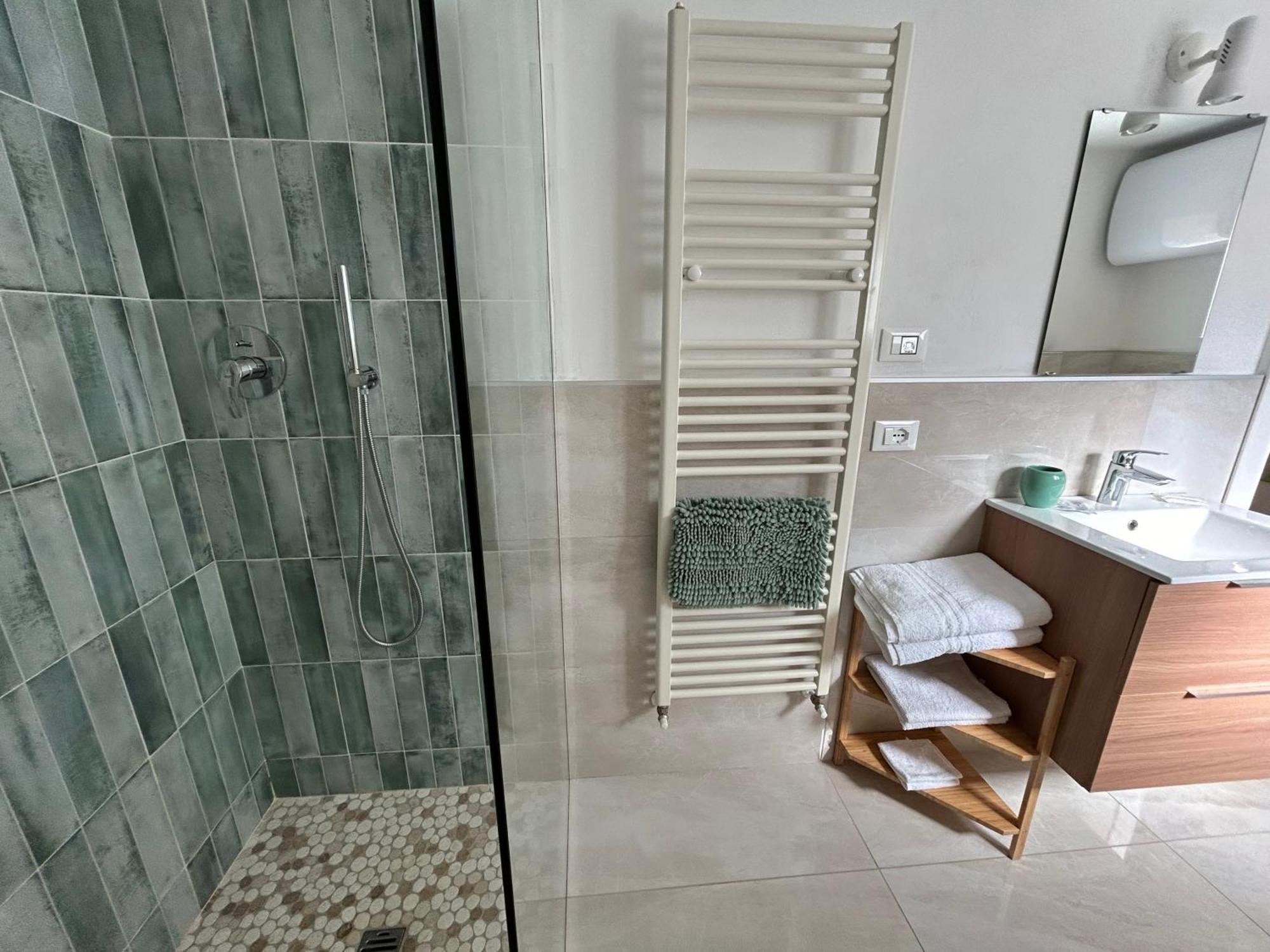 B&B La Boheme Porto Garibaldi Bagian luar foto